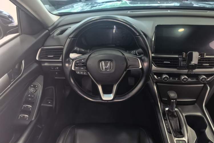 Used Honda Accord 2022 260TURBO Luxury Edition Steering Wheel