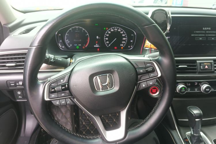 Used Honda Accord 2022 260TURBO Phantom Night · Prestige Edition Steering Wheel
