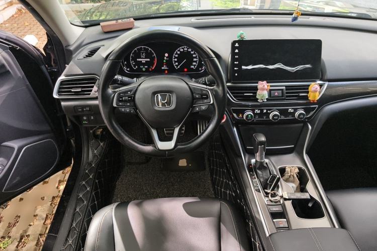 Used Honda Accord 2022 260TURBO Phantom Night · Prestige Edition Steering Wheel