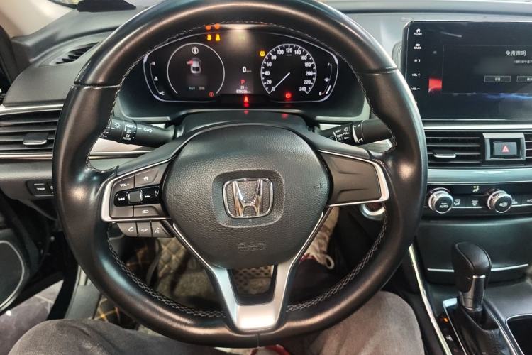 Used Honda Accord 2022 260TURBO Luxury Edition Steering Wheel