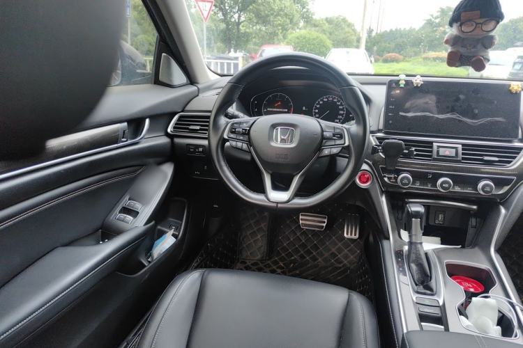 Used Honda Accord 2022 260TURBO Phantom Night · Prestige Edition Steering Wheel