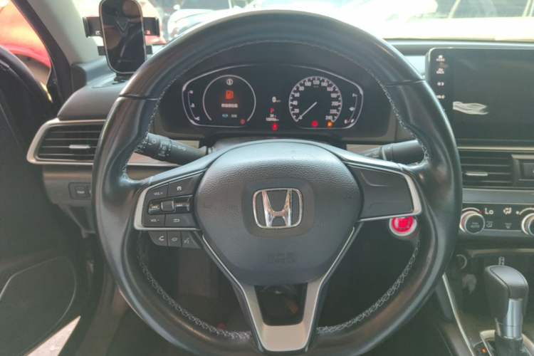 Used Honda Accord 2022 260TURBO Luxury Edition Steering Wheel