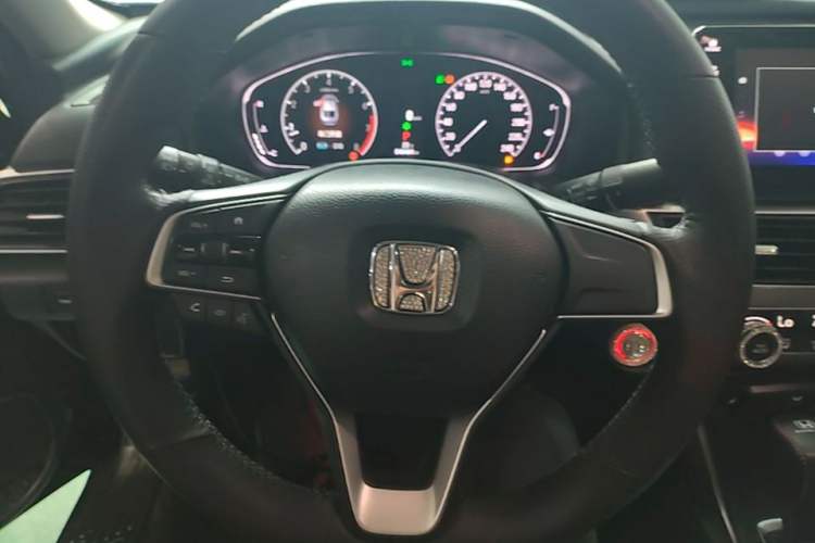 Used Honda Accord 2022 260TURBO Luxury Edition Steering Wheel