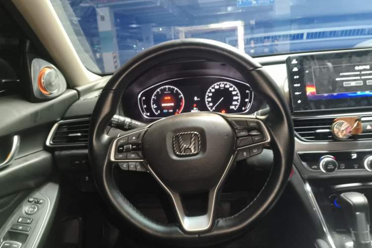 Used Honda Accord 2022 260TURBO Luxury Edition Steering Wheel