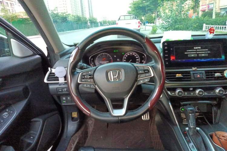 Used Honda Accord 2022 260TURBO Phantom Night · Prestige Edition Steering Wheel