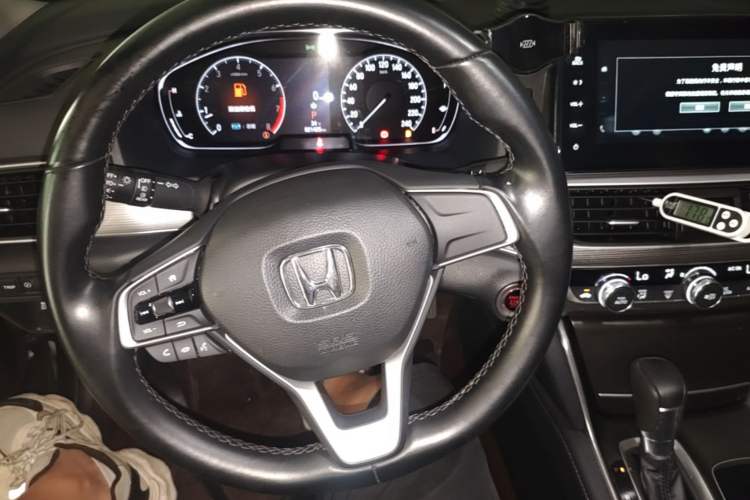 Used Honda Accord 2022 260TURBO Luxury Edition Steering Wheel