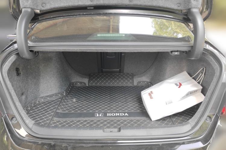 Used Honda Accord 2022 260TURBO Phantom Night · Prestige Edition Trunk