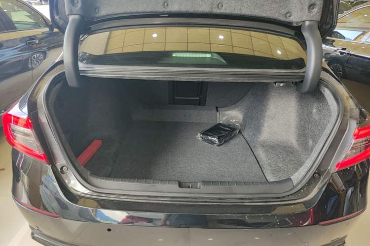 Used Honda Accord 2022 Xing·Hybrid 2.0L Xingling Version Trunk