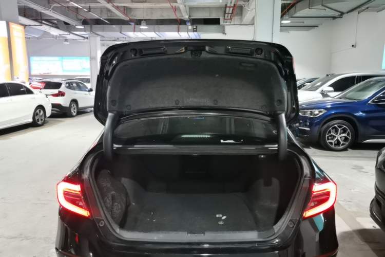 Used Honda Accord 2022 Xing·Hybrid 2.0L Phantom Night·Xing Zun Edition Trunk