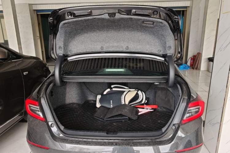 Used Honda Accord 2022 260TURBO Luxury Edition Trunk