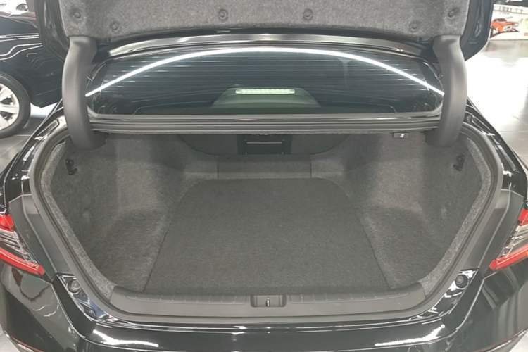Used Honda Accord 2022 260TURBO Luxury Edition Trunk