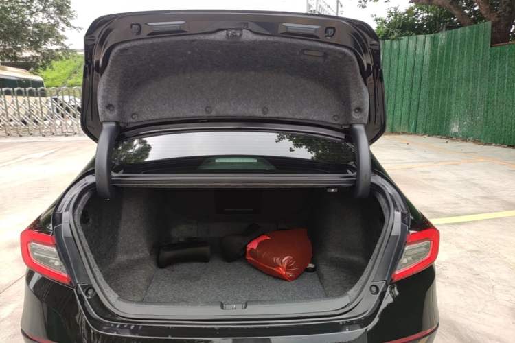 Used Honda Accord 2022 Xing·Hybrid 2.0L Xingling Version Trunk