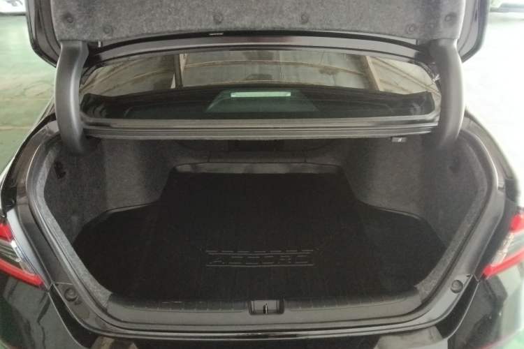 Used Honda Accord 2022 260TURBO Phantom Night · Prestige Edition Trunk
