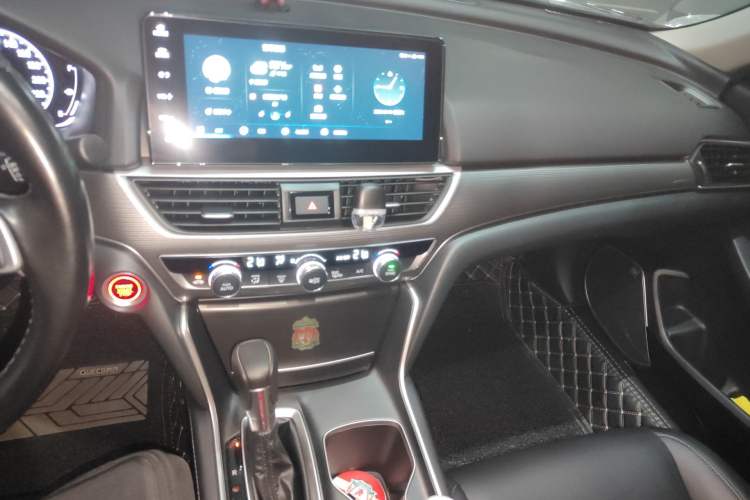 Used Honda Accord 2022 260TURBO Luxury Edition Audio And AC Panel