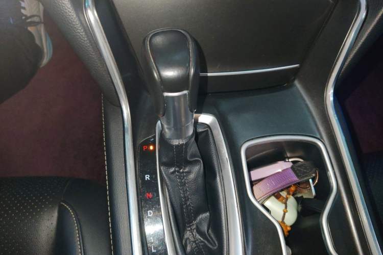 Used Honda Accord 2022 260TURBO Phantom Night · Prestige Edition Gear Lever