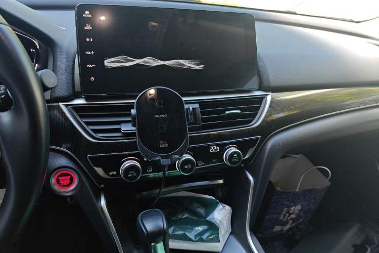 Used Honda Accord 2022 260TURBO Phantom Night · Prestige Edition Audio And AC Panel