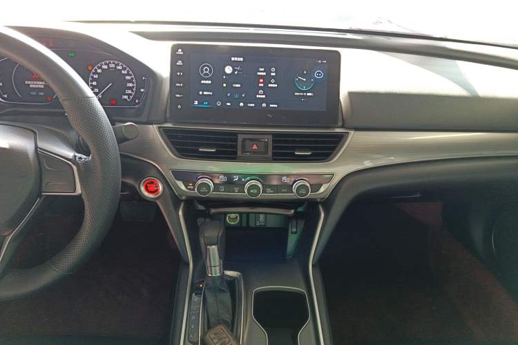 Used Honda Accord 2022 260TURBO Luxury Edition Audio And AC Panel