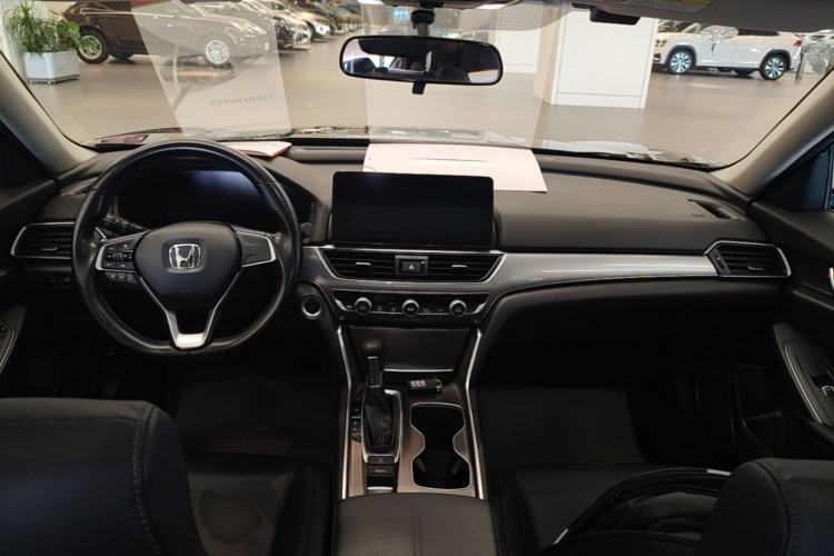 Used Honda Accord 2022 260TURBO Luxury Edition Center Console