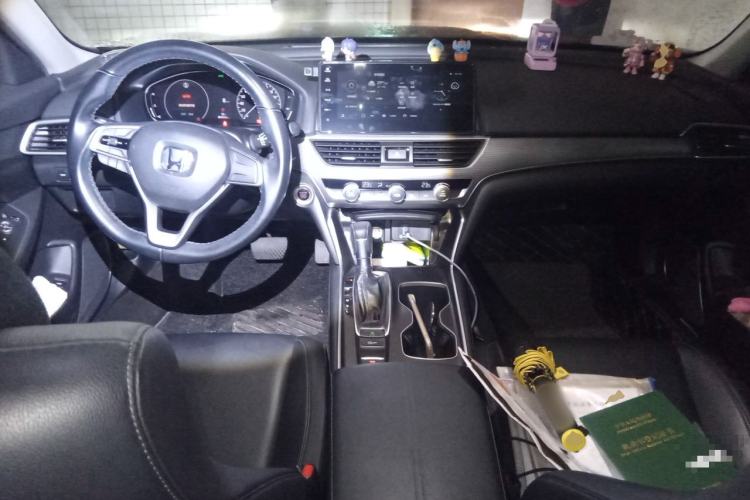 Used Honda Accord 2022 260TURBO Luxury Edition Center Console