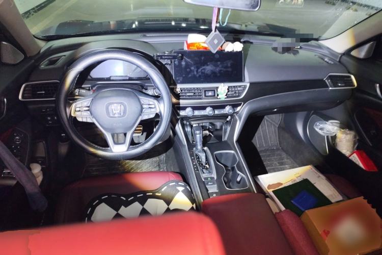 Used Honda Accord 2022 260TURBO Phantom Night · Prestige Edition Center Console