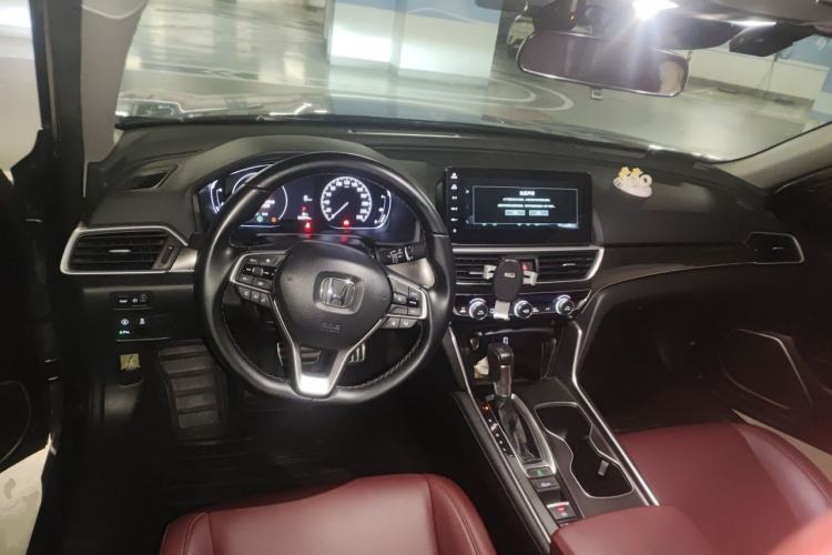 Used Honda Accord 2022 260TURBO Phantom Night · Prestige Edition Center Console