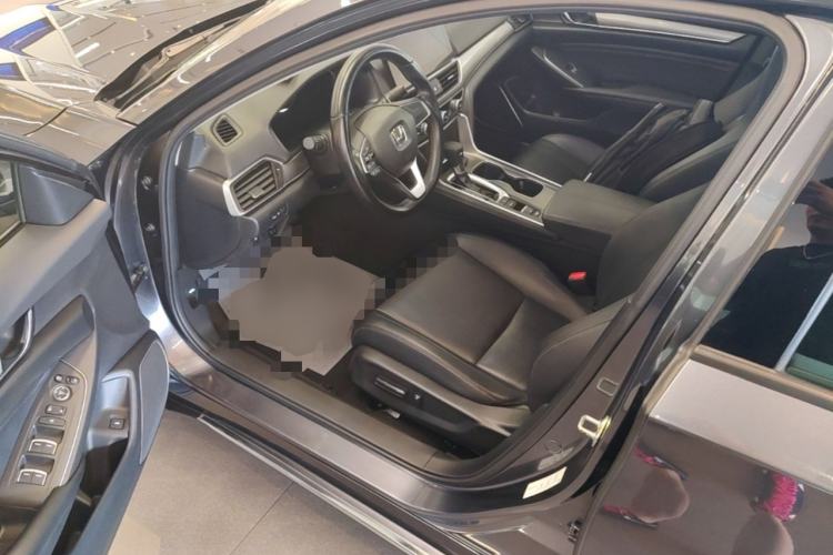 Used Honda Accord 2022 260TURBO Luxury Edition Driver Seat