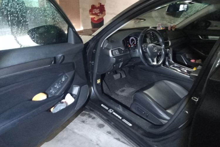 Used Honda Accord 2022 260TURBO Luxury Edition Driver Seat