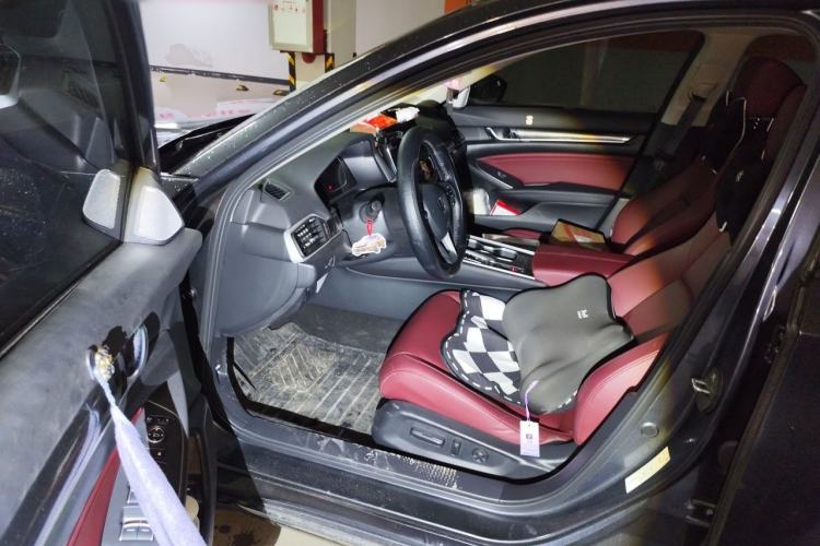 Used Honda Accord 2022 260TURBO Phantom Night · Prestige Edition Driver Seat