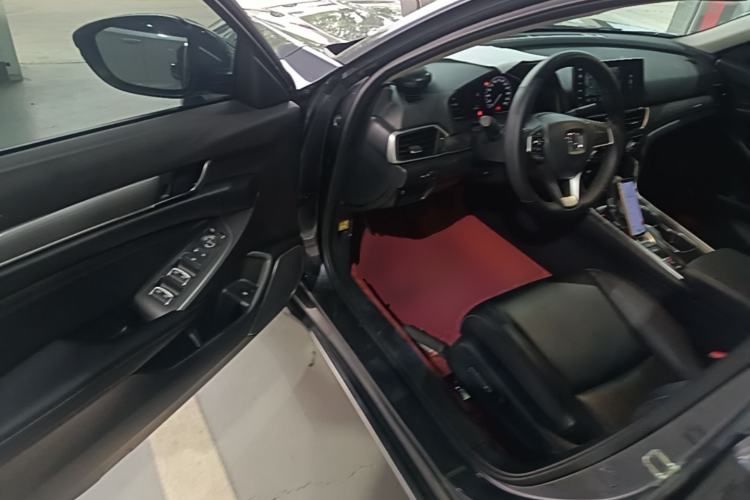 Used Honda Accord 2022 260TURBO Luxury Edition Driver Seat