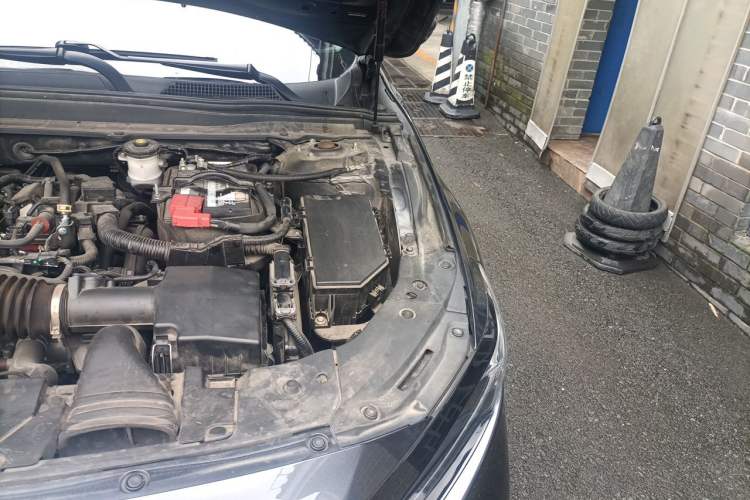 Used Honda Accord 2022 260TURBO Phantom Night · Prestige Edition Engine Bay Left