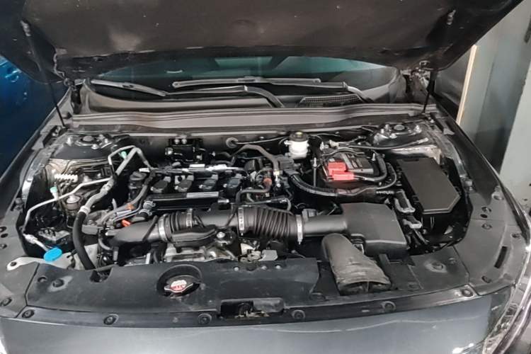 Used Honda Accord 2022 260TURBO Luxury Edition Engine Bay
