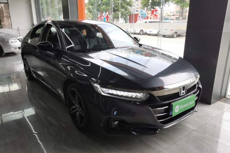 Used Honda Accord 2022 260TURBO Phantom Night · Prestige Edition Front Right 45 Deg