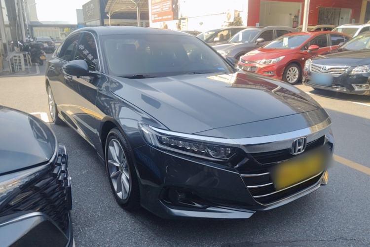 Used Honda Accord 2022 260TURBO Luxury Edition Front Right 45 Deg