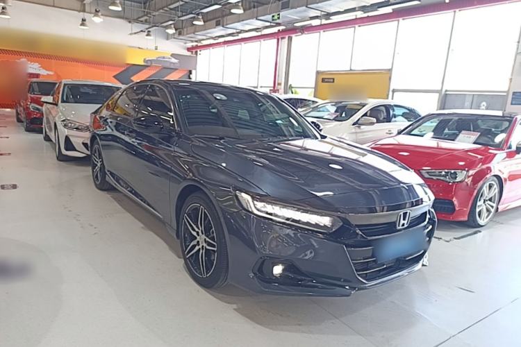 Used Honda Accord 2022 260TURBO Phantom Night · Prestige Edition Front Right 45 Deg