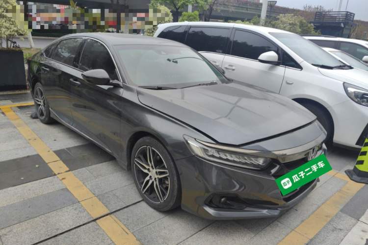 Used Honda Accord 2022 260TURBO Phantom Night · Prestige Edition Front Right 45 Deg