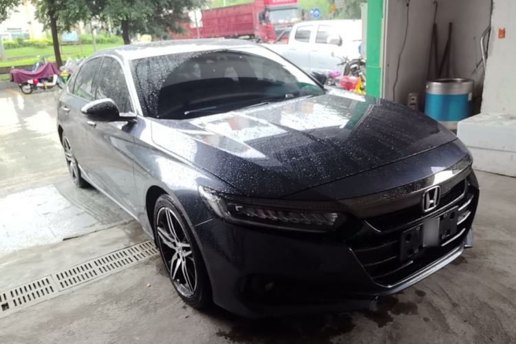 Used Honda Accord 2022 260TURBO Phantom Night · Prestige Edition Front Right 45 Deg