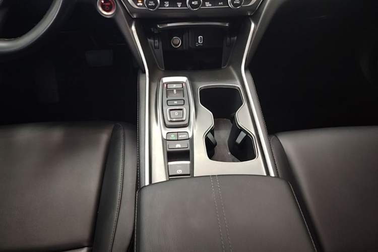 Used Honda Accord 2022 Xing·Hybrid 2.0L Xingling Version Gear Lever