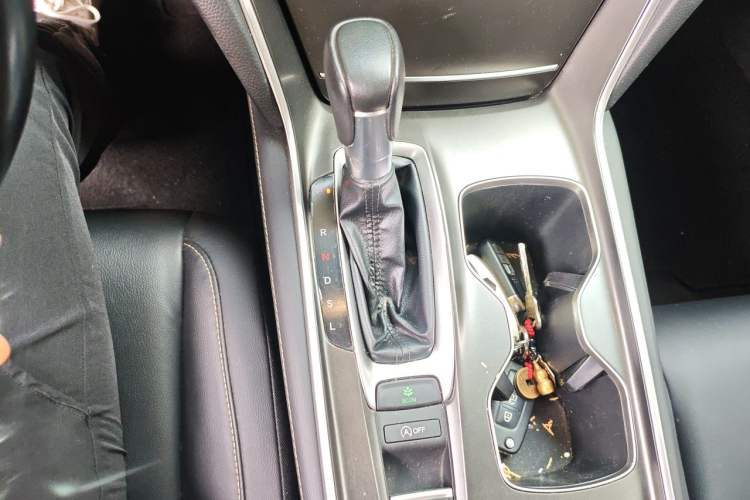 Used Honda Accord 2022 260TURBO Phantom Night · Prestige Edition Gear Lever
