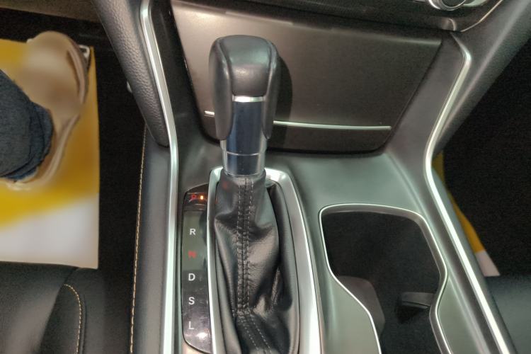 Used Honda Accord 2022 260TURBO Phantom Night · Prestige Edition Gear Lever