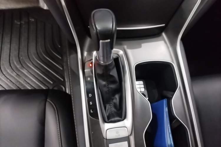 Used Honda Accord 2022 260TURBO Phantom Night · Prestige Edition Gear Lever