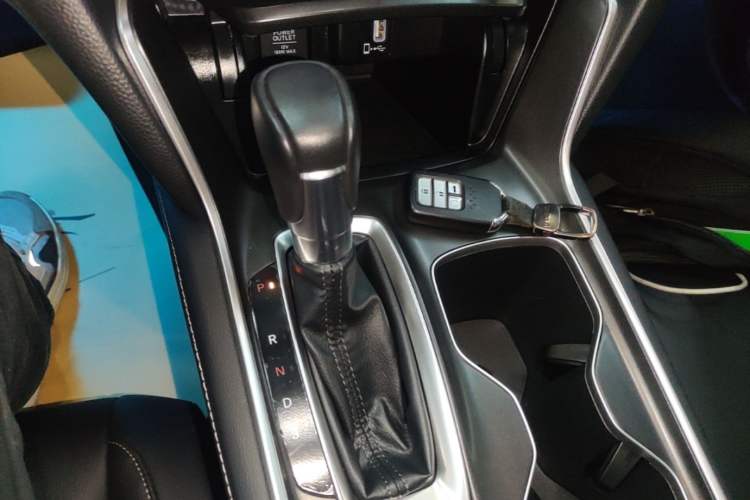Used Honda Accord 2022 260TURBO Phantom Night · Prestige Edition Gear Lever