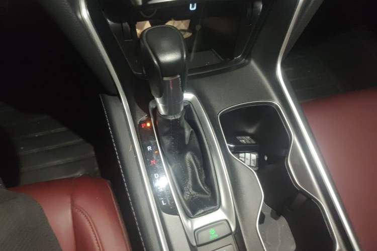 Used Honda Accord 2022 260TURBO Phantom Night · Prestige Edition Gear Lever