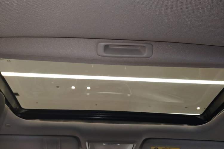 Used Honda Accord 2022 260TURBO Luxury Edition Headliner