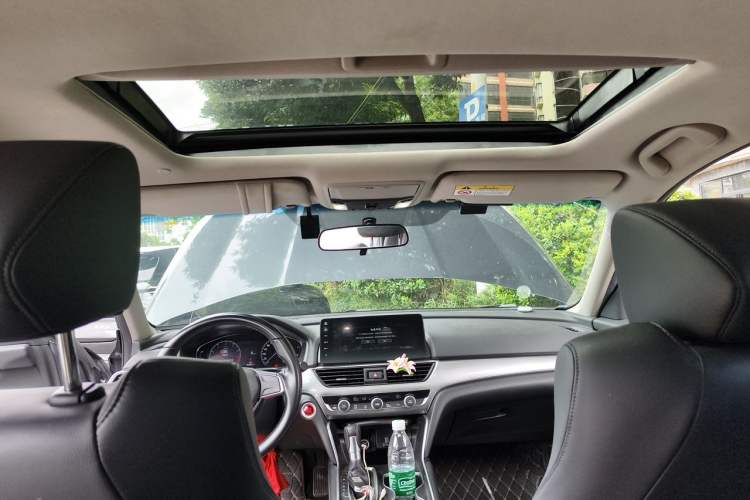 Used Honda Accord 2022 260TURBO Luxury Edition Headliner