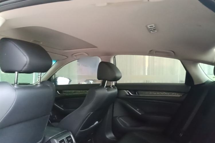 Used Honda Accord 2022 260TURBO Luxury Edition Headliner