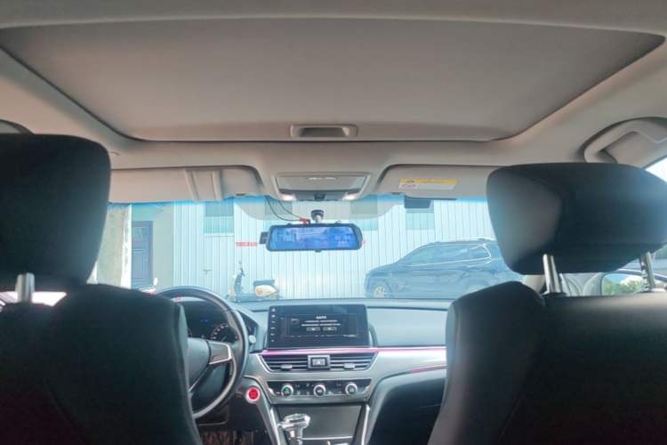 Used Honda Accord 2022 260TURBO Luxury Edition Headliner