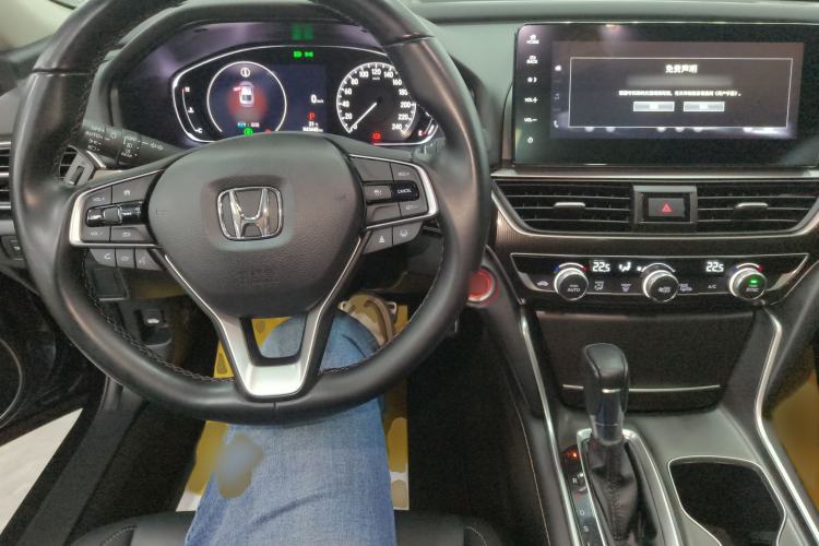 Used Honda Accord 2022 260TURBO Phantom Night · Prestige Edition Interior 2