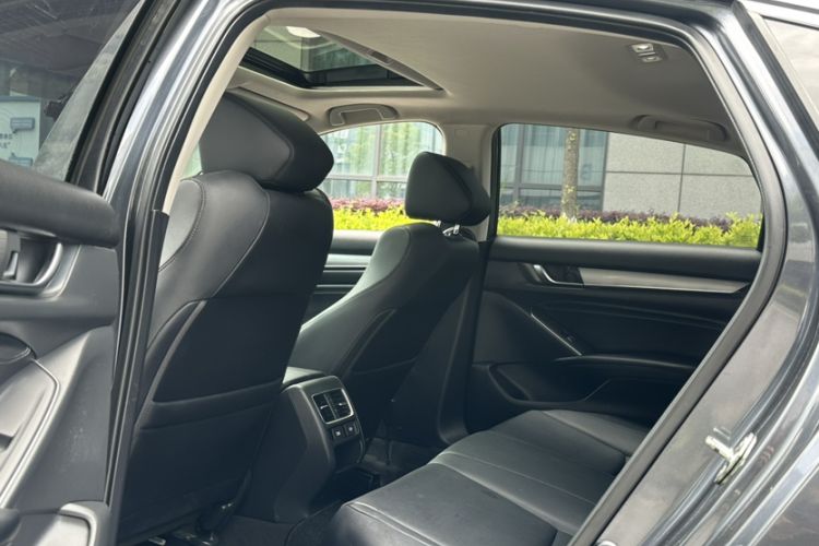 Used Honda Accord 2022 260TURBO Luxury Edition Interior 3