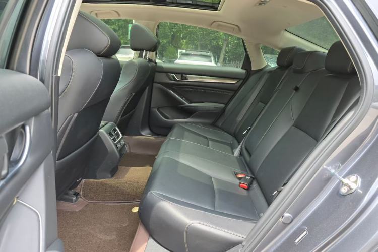 Used Honda Accord 2022 260TURBO Phantom Night · Prestige Edition Interior 3