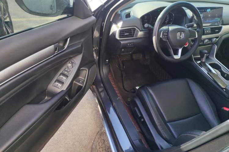 Used Honda Accord 2022 260TURBO Luxury Edition Interior 3